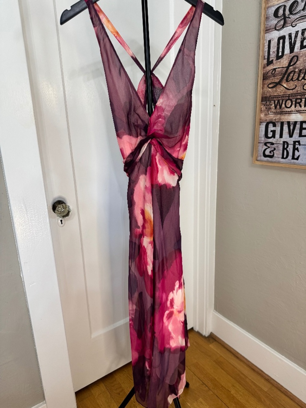 NWT BCBGMAXAZRIA 100% Silk Watercolor Twist Maxi Dress - Size 2